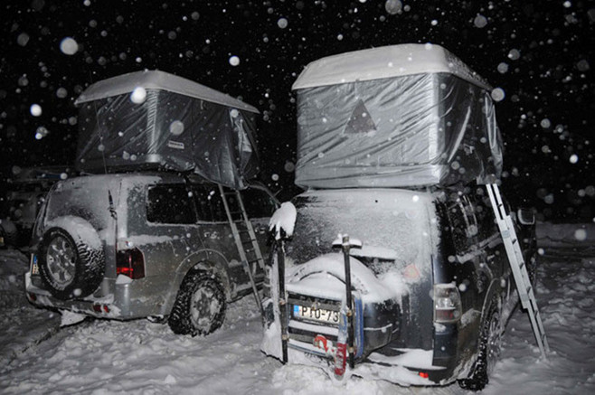 Hard Shell Car Roof Top Tent for Snow Season